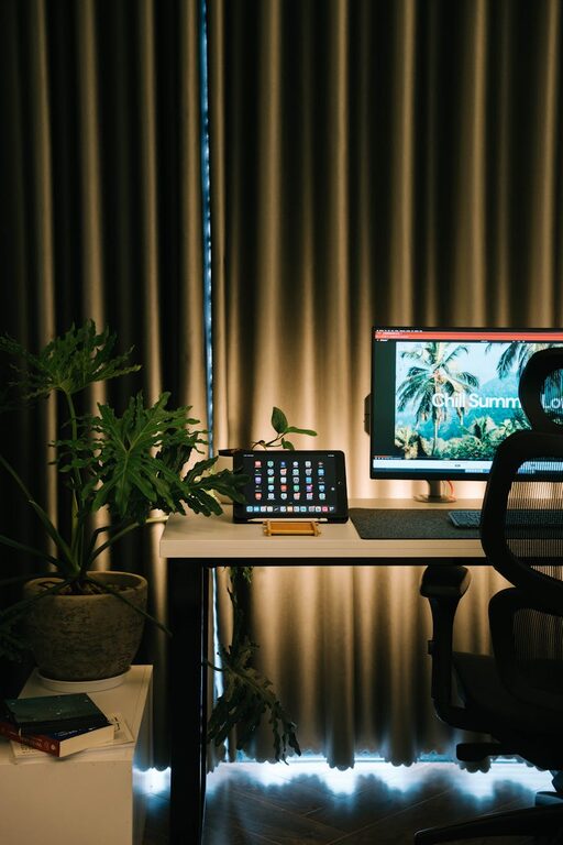 Tips for Creating a Relaxing and Productive Home Office Environment
