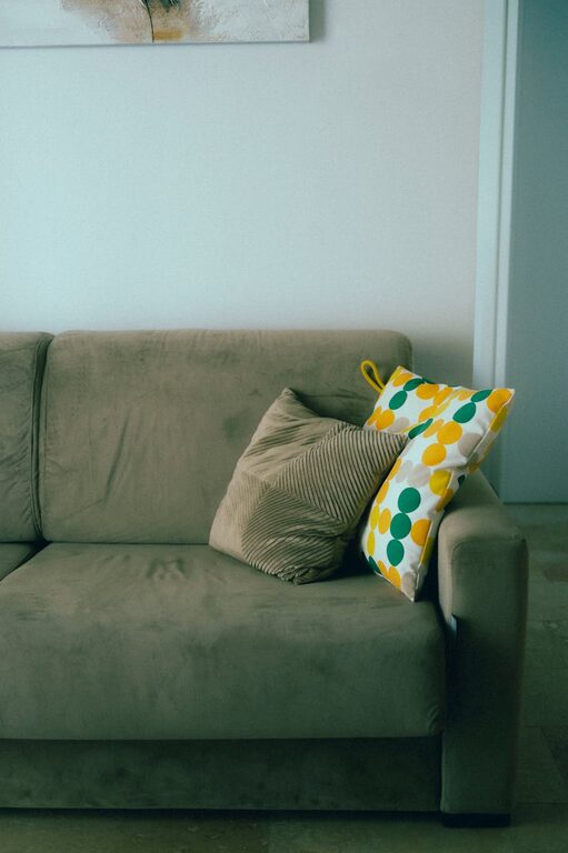 Tips for Creating a Cosy and Inviting Living Room Space